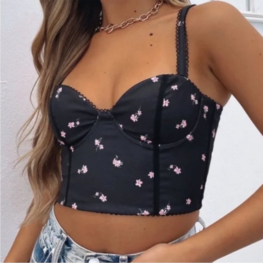 White Fox Boutique Black Bustier crop top, Size S